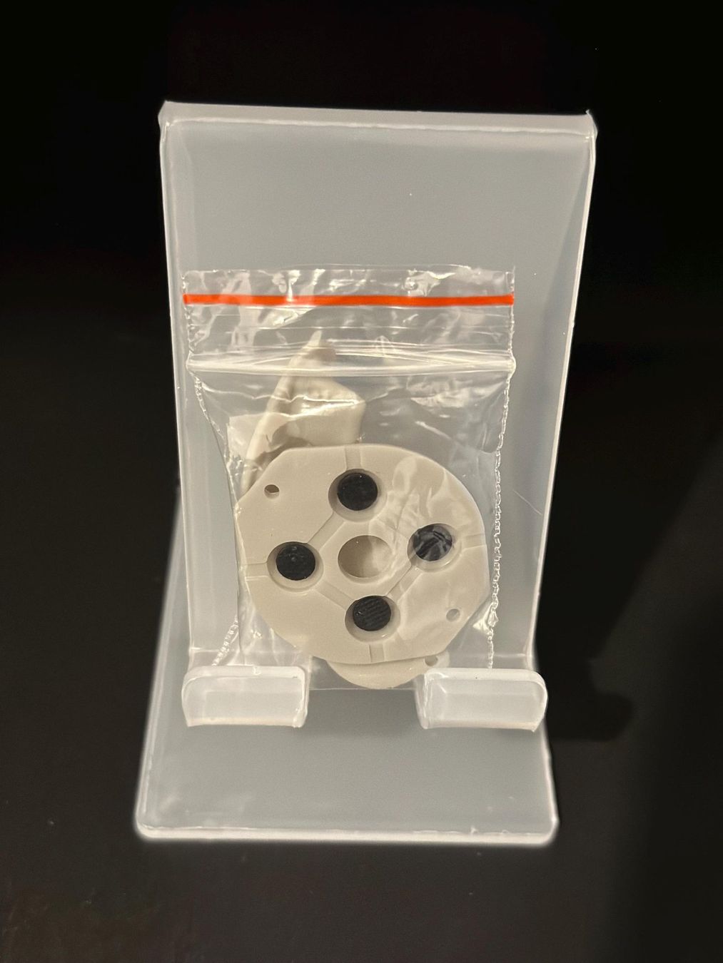 Spiele: NEW/NEUF Game Boy Classic Boutons Replacement Buttons Pad – Neu und originalverpackt aus Genève von inc_9vgv 1