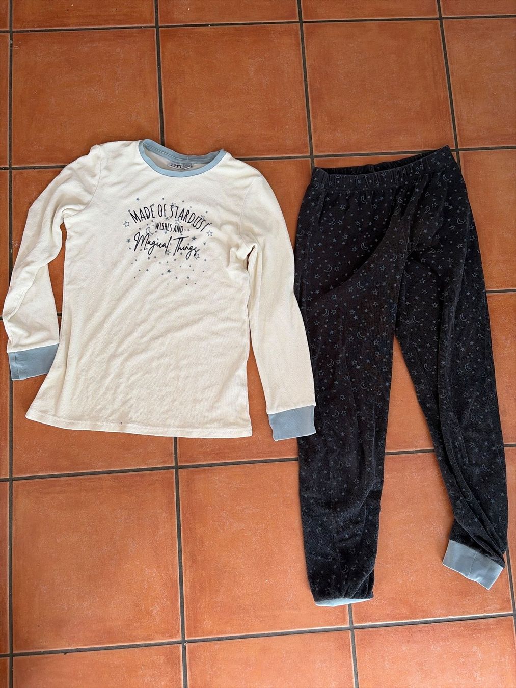 Pigiama & Simili: Schlafanzug Gr. 146/152 Mädchen, warmer Winter Pyjama – Usato da Büren (SO) venduto da wunz82