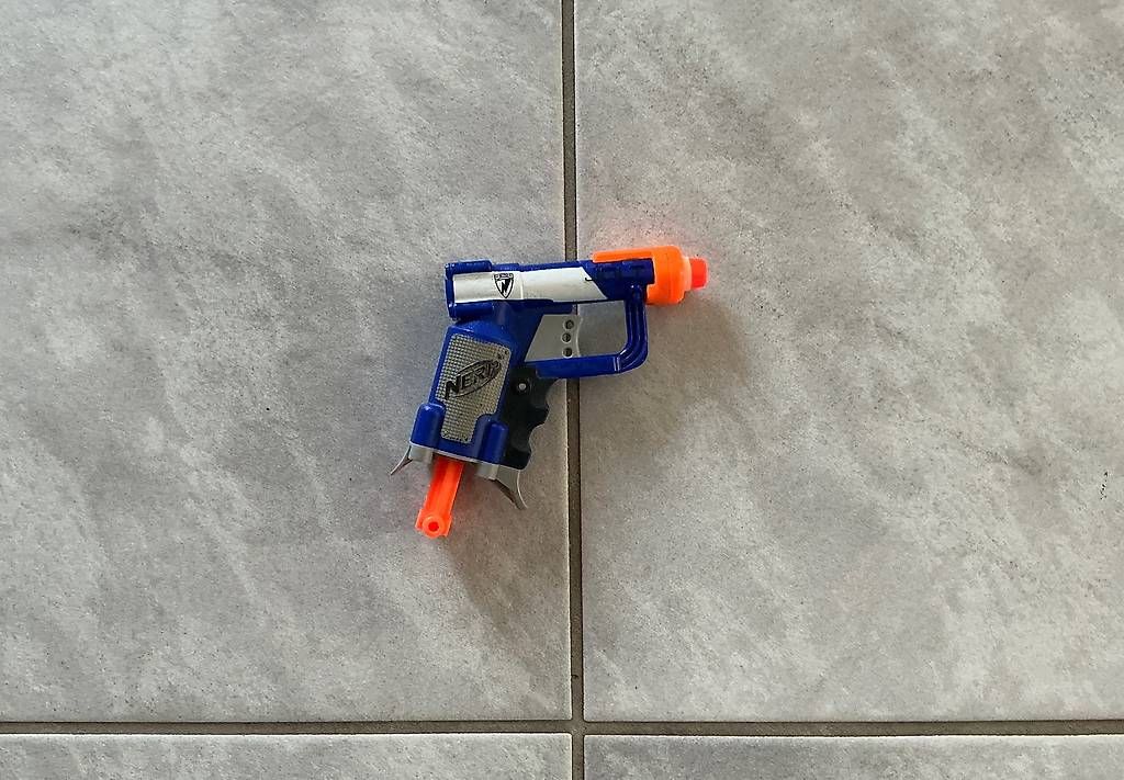 Jouets: 3 Nerf-Blaster inkl. Darts – D'occasion à Berg TG par Riovida 3