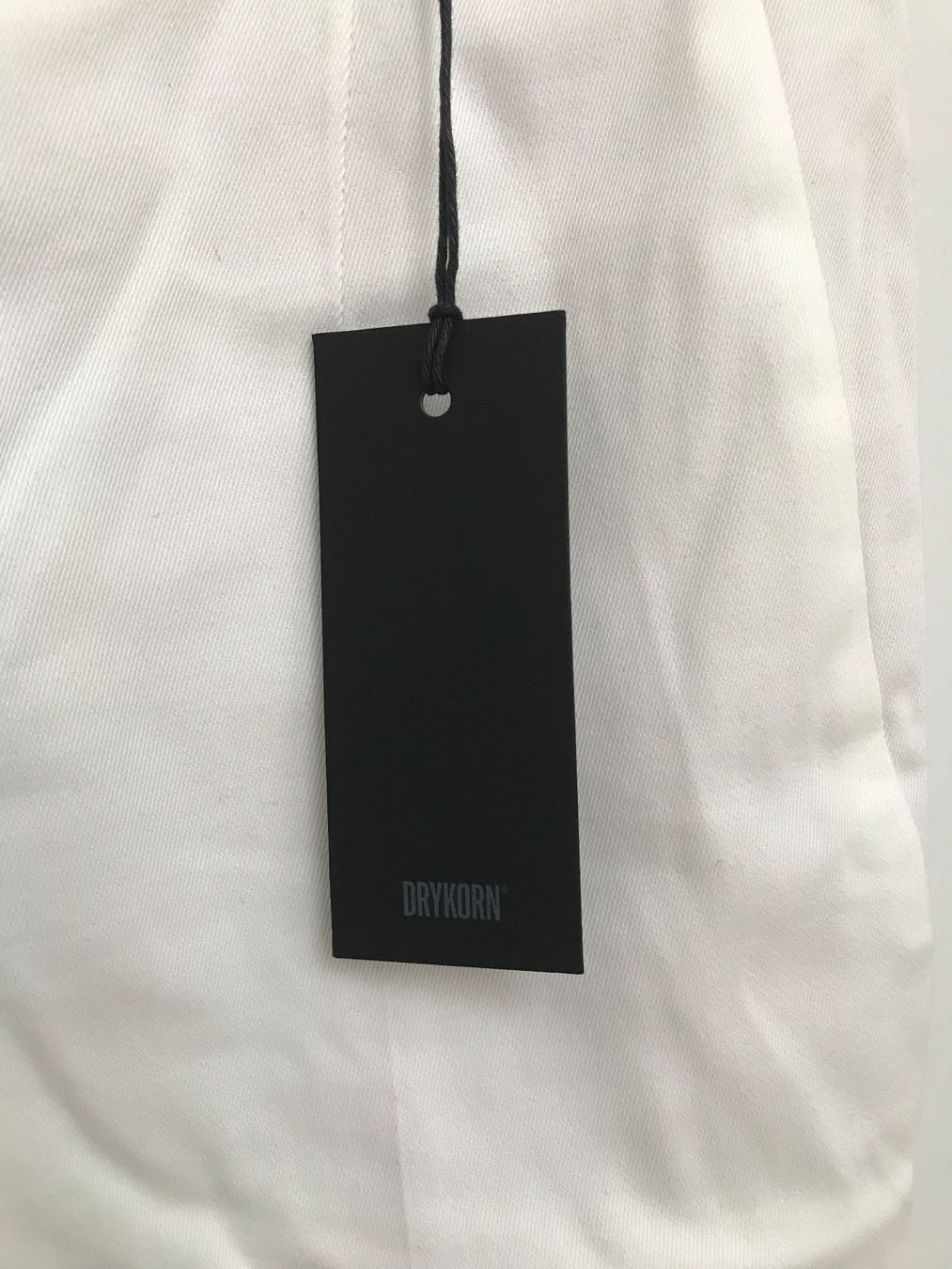 Drykorn Pantaloni: DRYKORN Hose in Weiß EU34 – Nuovo (secondo la descrizione) da Glattfelden venduto da Danshari 2