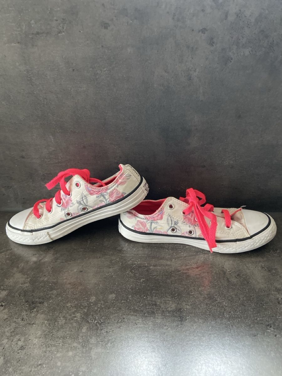 Converse Chaussures filles: Basket CONVERSE - Pointure 33 – D'occasion à Sornard (Nendaz) par delezedoris 3