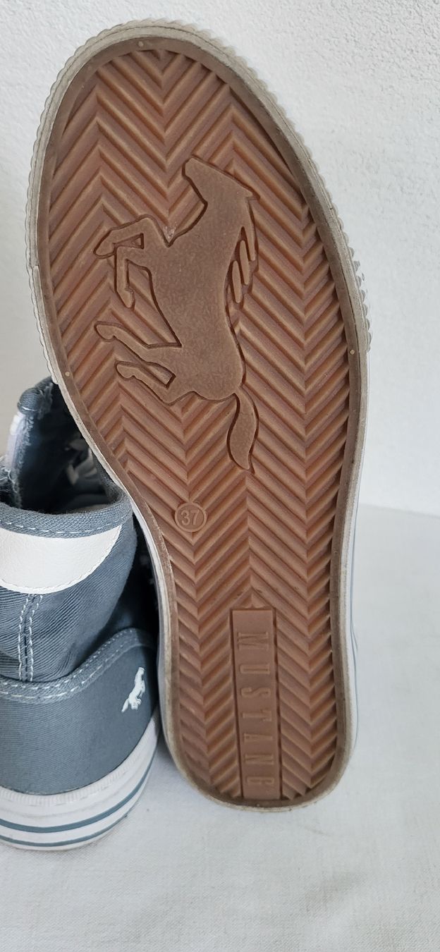 Mustang Scarpe da uomo: Mustang Schuhe – Usato da Spiez venduto da Lotta2 3