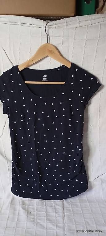 H&M T-shirt: T-shirt de grossesse – Usato da Ecuvillens venduto da n.aissaoui