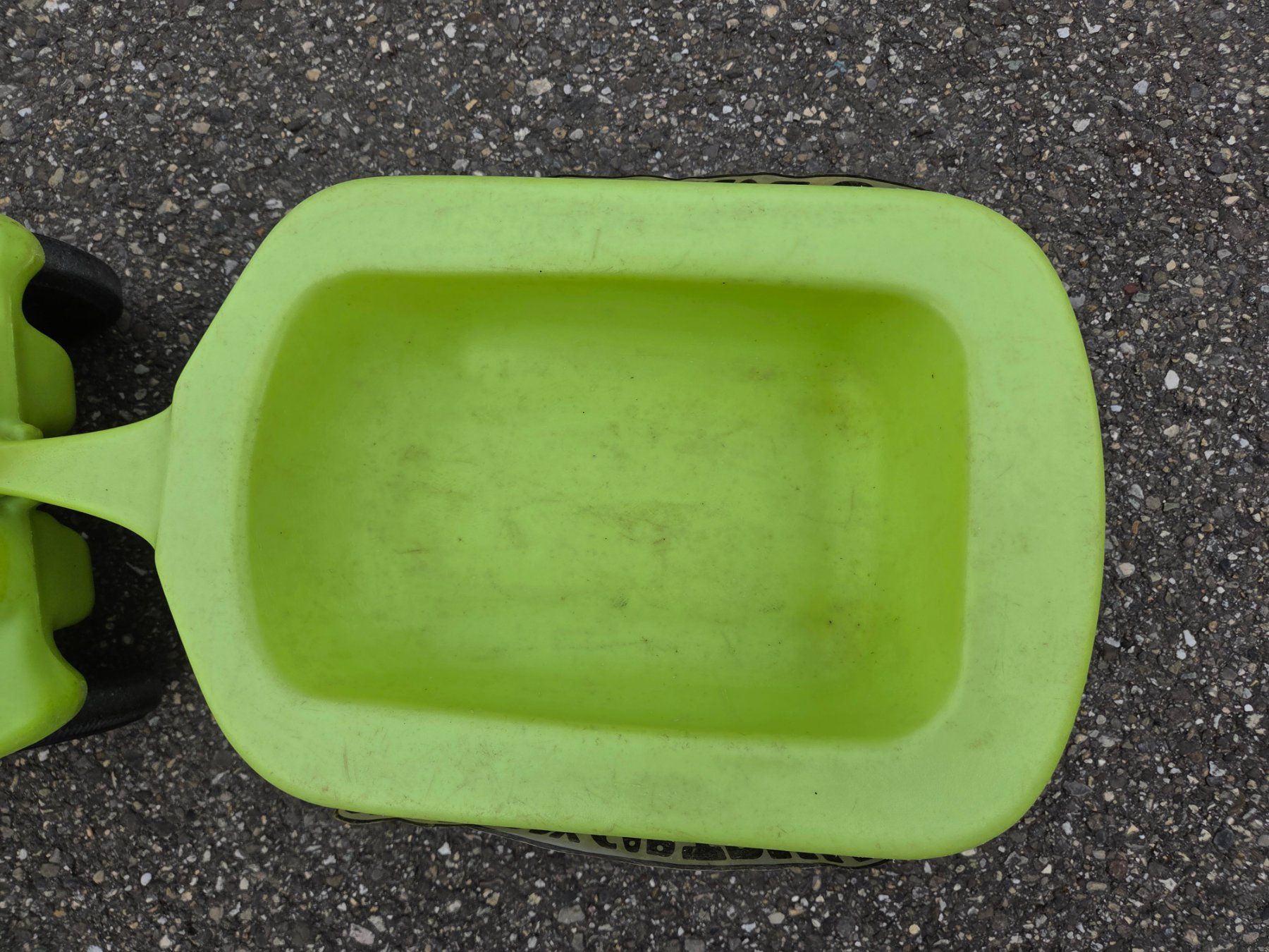 Big Fahrzeuge für Kinder: Big Bobby Car grün mit Anhänger – Gebraucht aus Heinrichswil von frankie19860 2