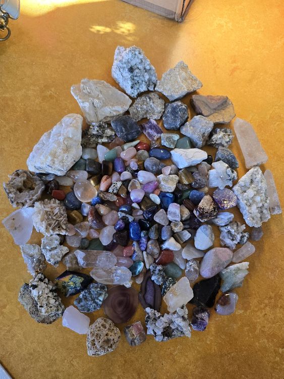 Edelstein Sammlung: Rohsteine, Trommelsteine und Mineralien | Kaufen ...