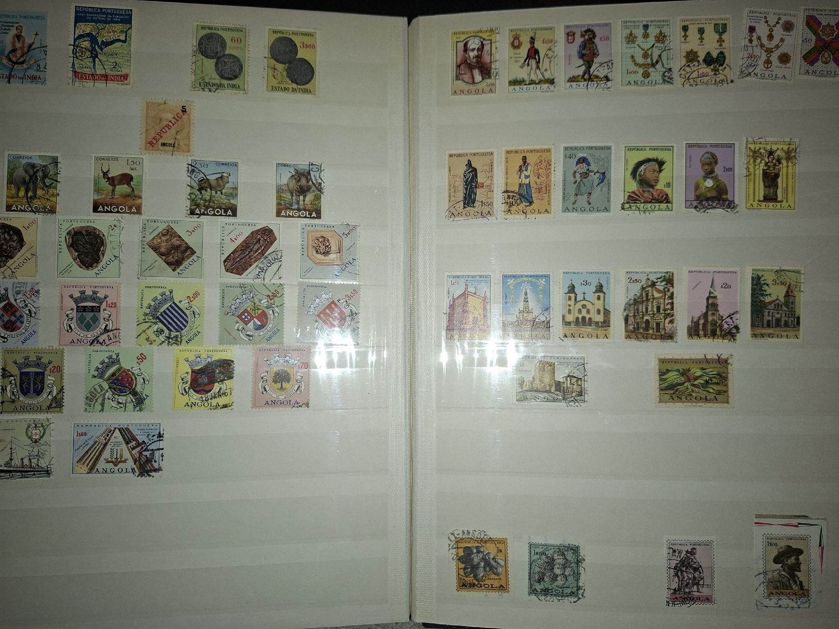 Tutti i francobolli: Sammlung Irland / diverses Ausland  – Usato da Balgach venduto da SIMEON27 4