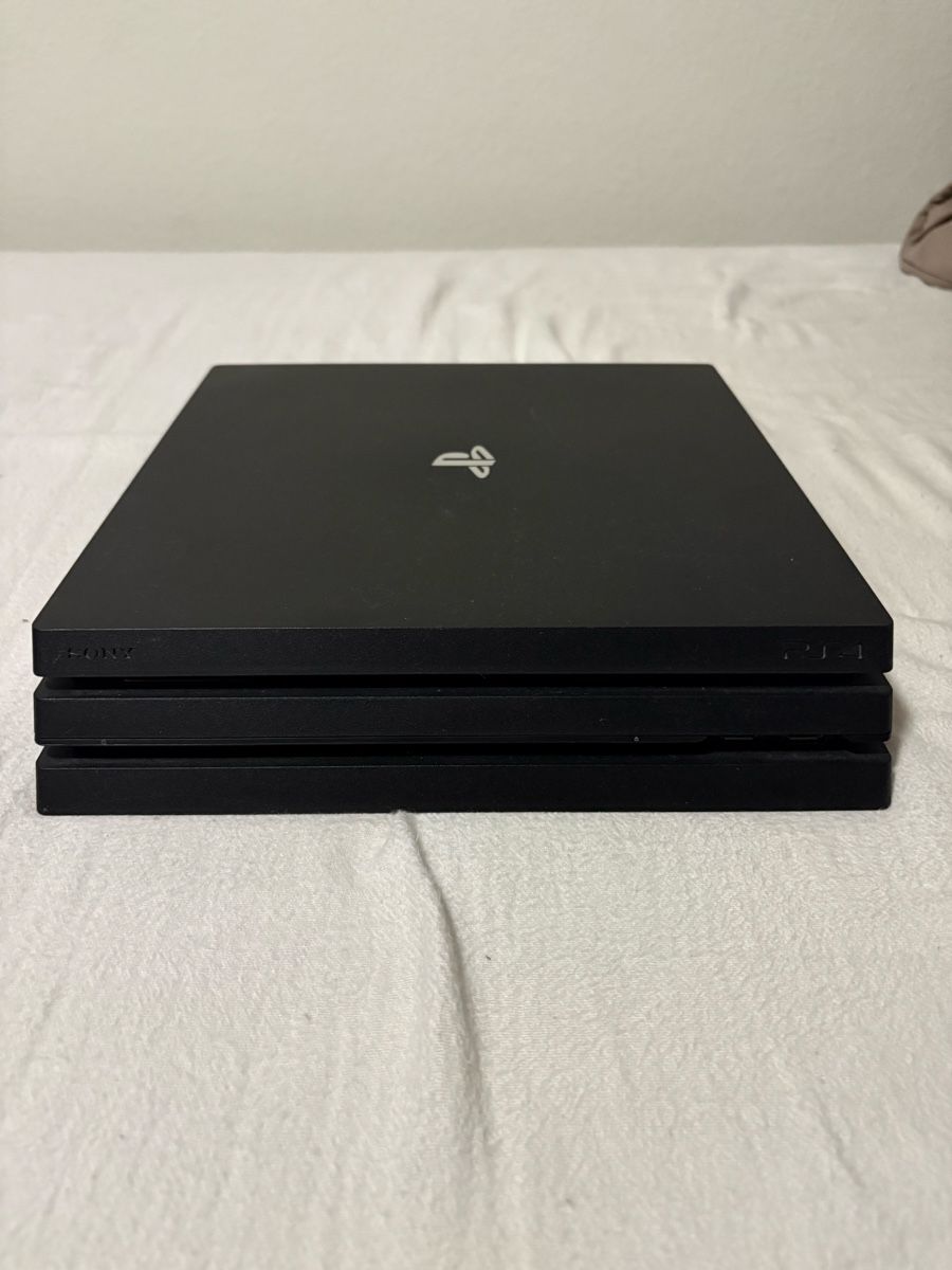 Sony Console: Ps4  – Usato da Adligenswil venduto da dakinho 1