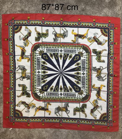 Foulard vintage Made in Italy – 87 x 87 cm