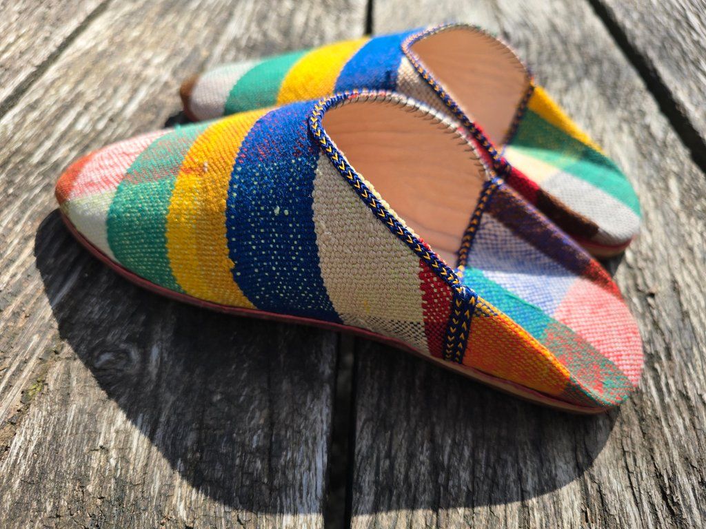 Scarpe da donna: Babouches: Kelim (36) – Nuovo (secondo la descrizione) da Romanshorn venduto da Rachacha 1