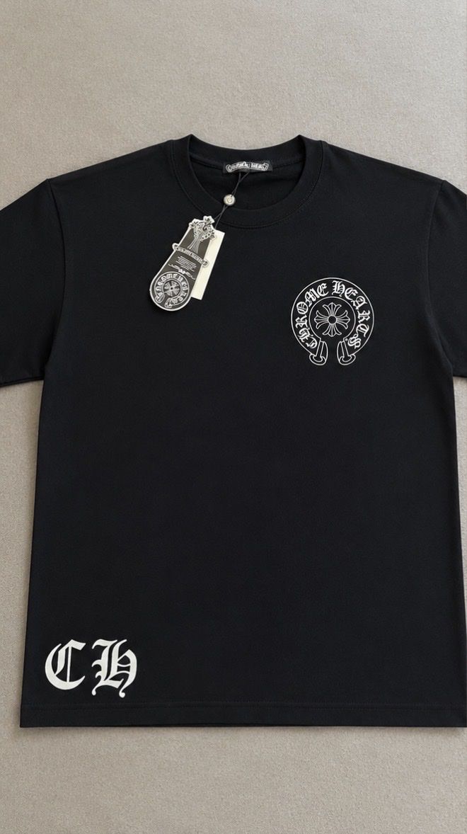 Chrome Hearts T-shirt: Chrome Hearts T-Shirt Schwarz – Nuovo e nell'imballaggio originale da Rekingen AG venduto da marcinho32