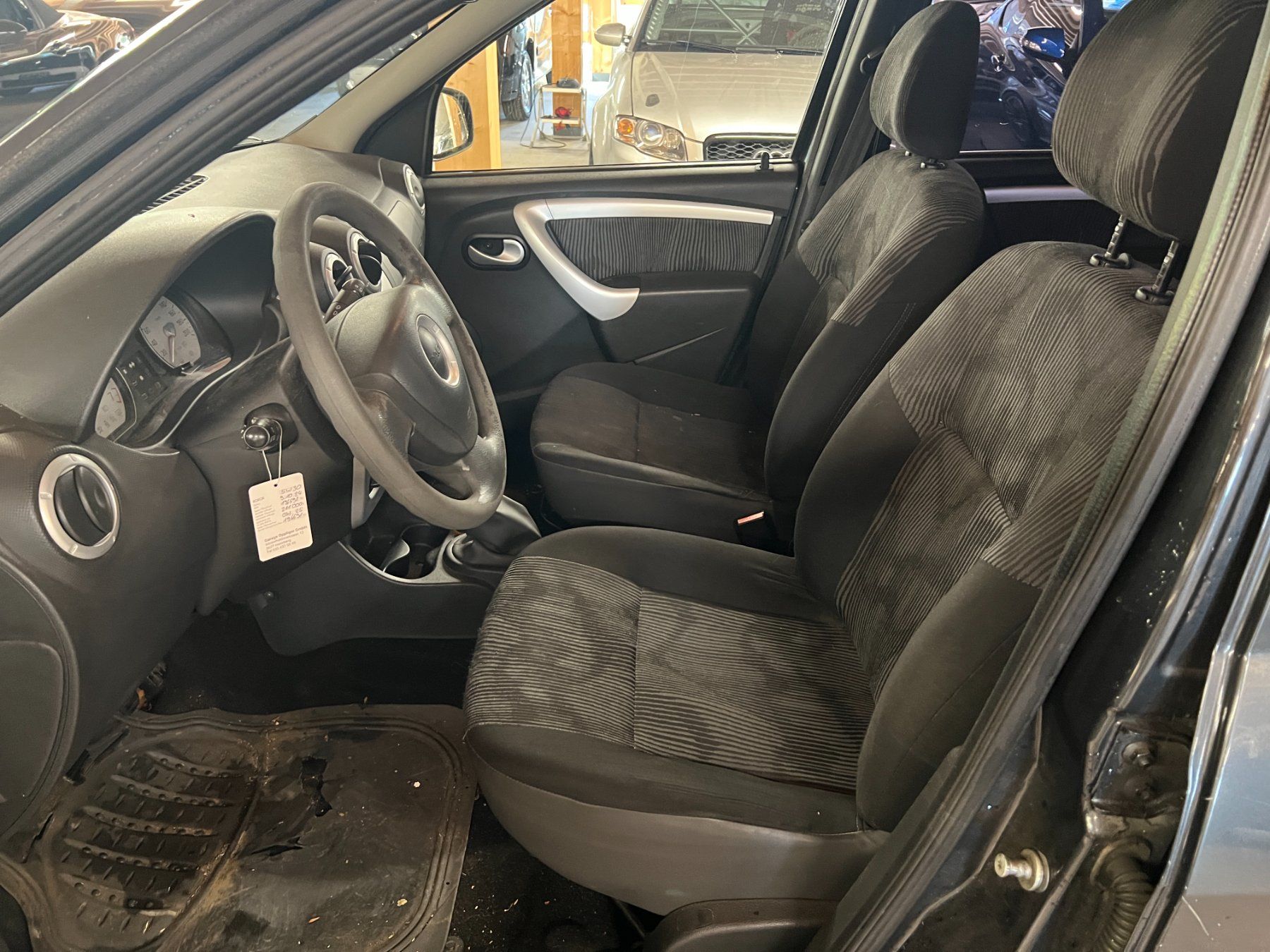 Dacia Automobili: Dacia Logan 1.5 dCi 7- Plätzer – Usato da Bösingen venduto da Hene3 7