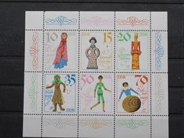 DDR 1979 Historische Puppen KB**