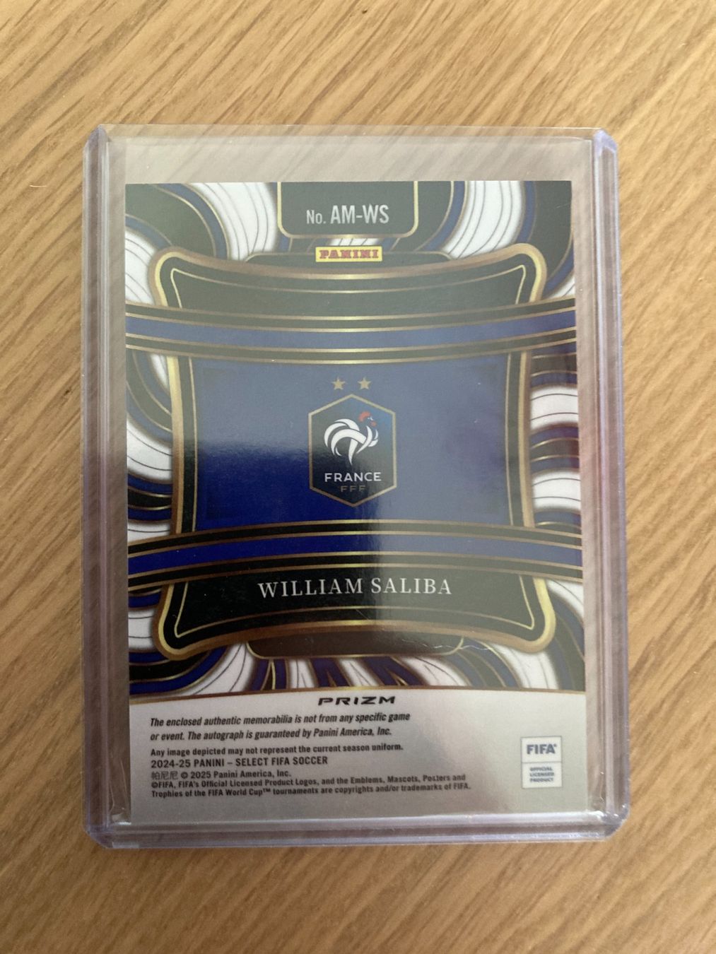 Panini Carte collezionabili: Panini Select FIFA 24-25 - William Saliba Auto Patch – Nuovo (secondo la descrizione) da La Tour-de-Peilz venduto da Tyalos_Cards 1