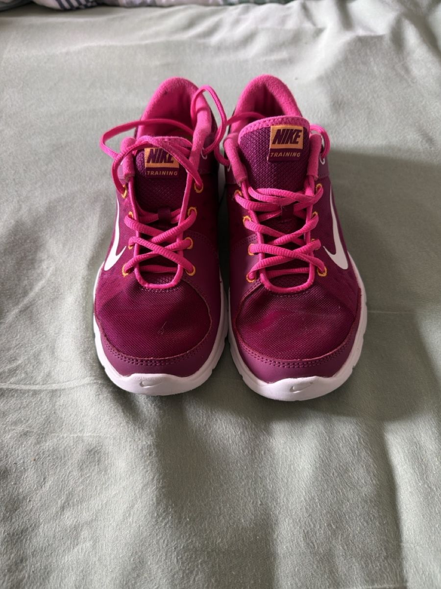 Nike Scarpe da donna: Nike training  – Usato da Sementina venduto da bru_vpp5 1