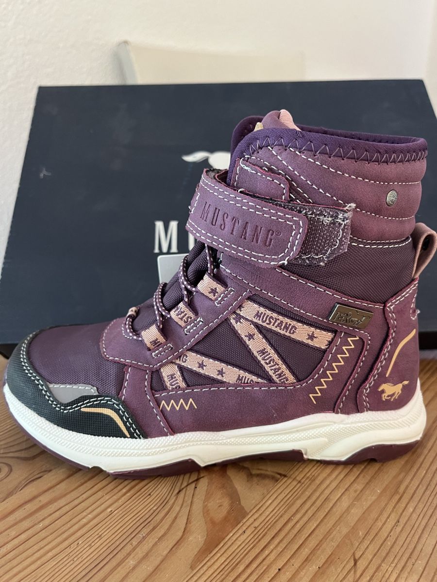 Bottes de soin: Kinder Stiefel TEX MUSTANG Neue! – Neuf avec emballage d'origine à Turgi par SvetlaM 1