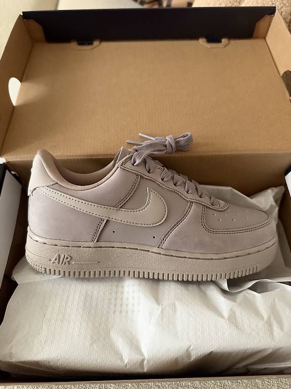 Scarpe da uomo: Air force 1 – Nuovo e nell'imballaggio originale da Yverdon-les-Bains venduto da Tiffany_92