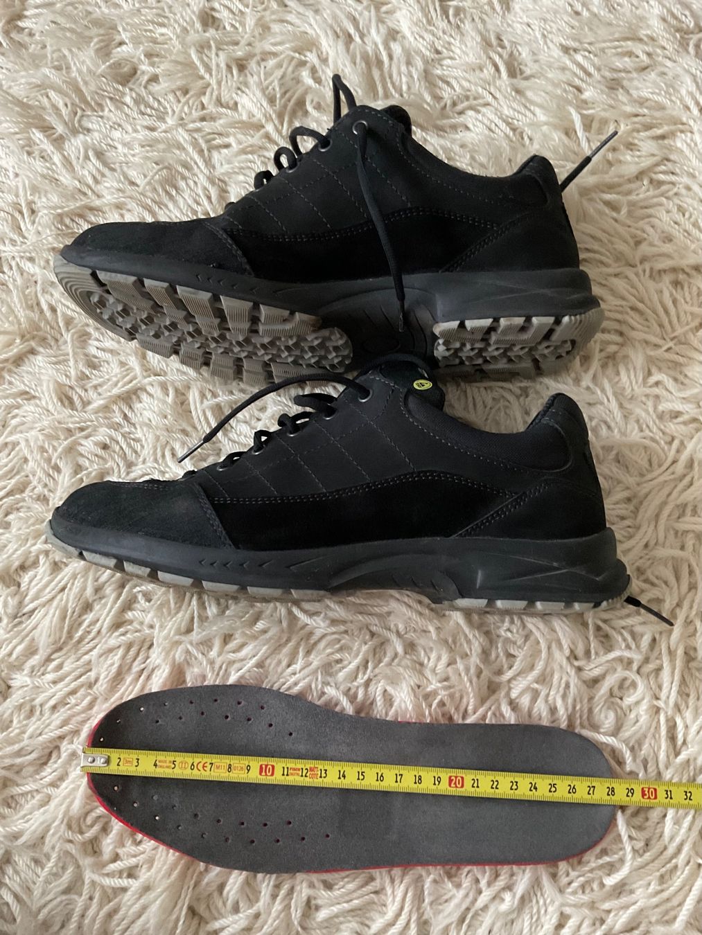 Stuco Scarpe da uomo: Stuco  Arbeitsschuhe mit Zehenschutz Gr.43 – Usato da Weiningen ZH venduto da moon-55 2