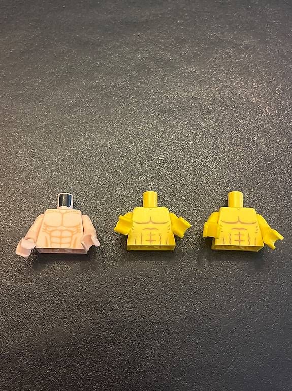 Kit di costruzioni: Lego Bodybuilder Muskel Körper – Usato da Kappel SO venduto da Julianjupe