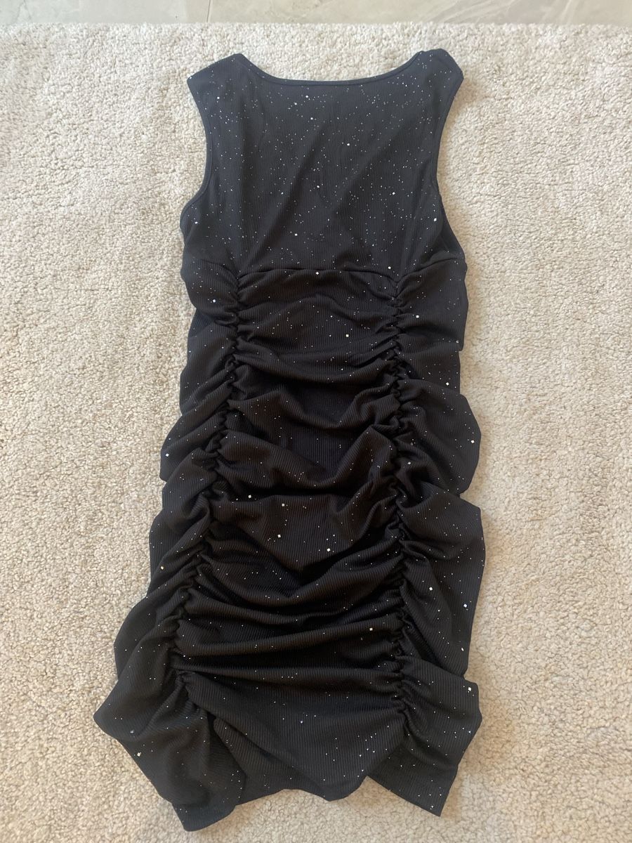 Shein Vestiti: Kleid mit Glitzer von Shein (Gr. S) – Nuovo (secondo la descrizione) da Merenschwand venduto da R-R-R 2