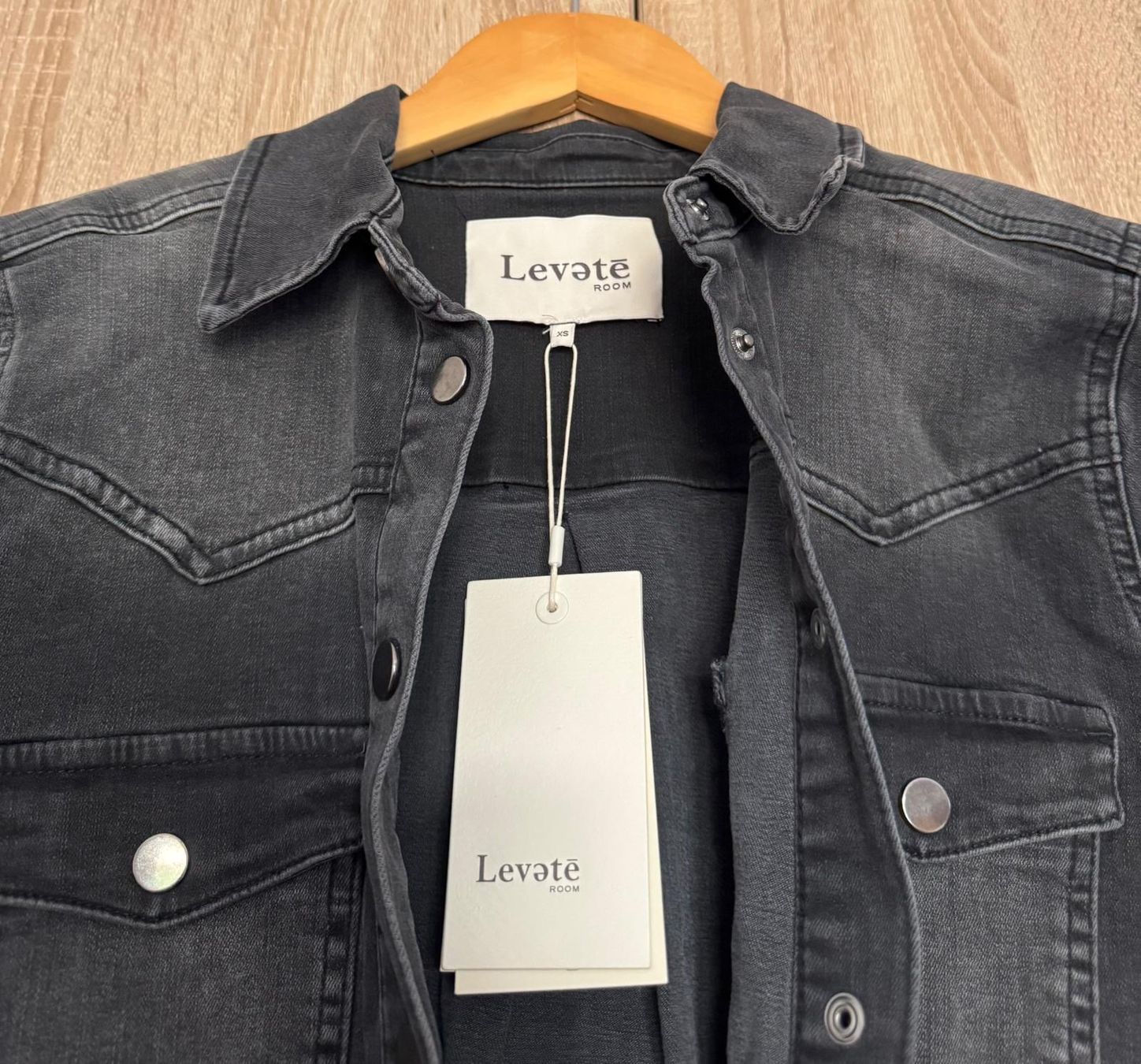 Blusen: Marke Levate Hemd denim schwarz XS – Neu und originalverpackt aus Nussbaumen AG von brigitebardot 4