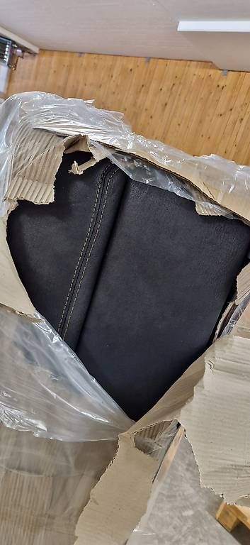 Divani: Sofa neu mit Bettfuktion Schwarz Farben – Nuovo e nell'imballaggio originale da Lützelflüh-Goldb venduto da Rampenverkauf_72_ 4