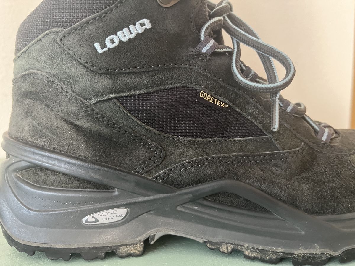 Lowa Herrenschuhe: LOWA Wanderschuhe 41 – Gebraucht aus Uster von arcobalena02 2