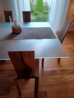 Tisch  mit 6 Stühle