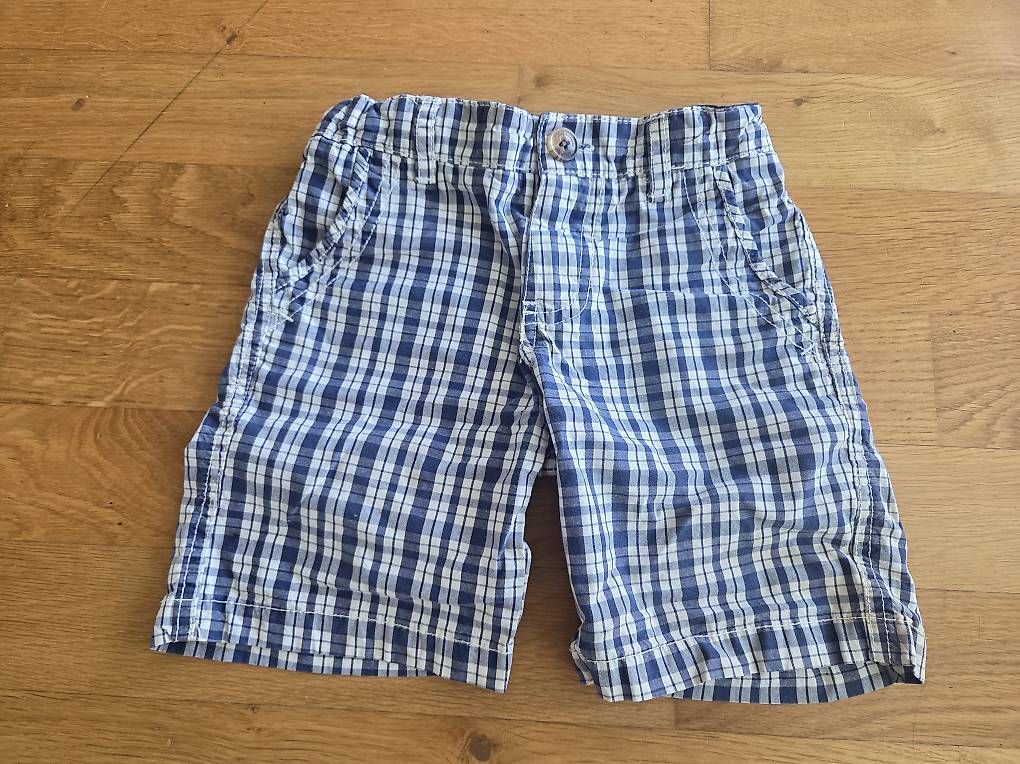 Pantaloni: Kurze Hose Gr.98/110 – Usato da Mönchaltorf venduto da snowwater