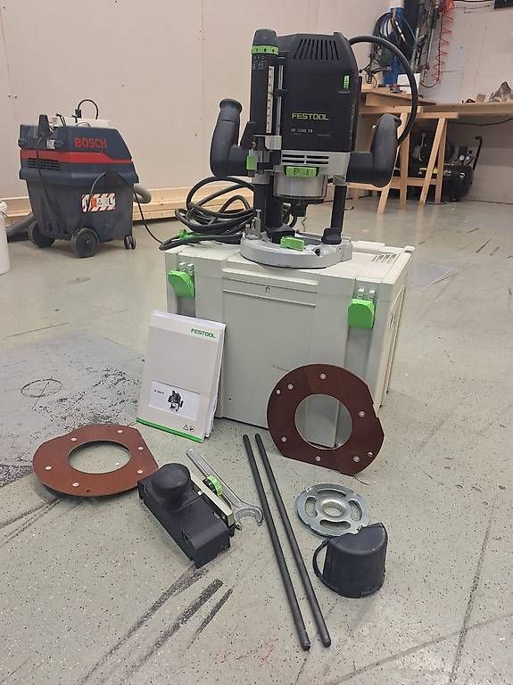 Festool Tutti gli attrezzi: Défonceuse Festool OF 2200 EB-Plus – Usato da Genève venduto da tal_z8vm