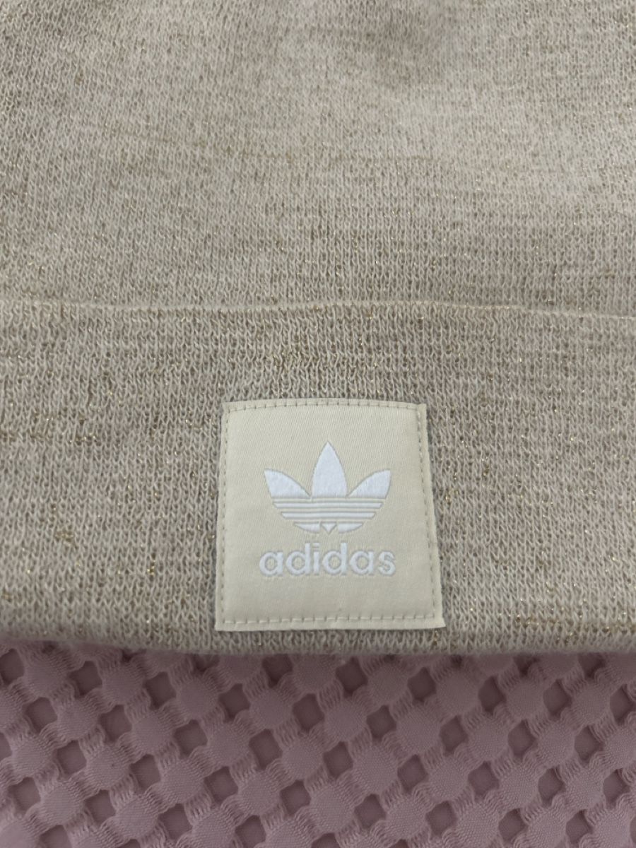 Adidas Hüte, Mützen & Caps: Adidas Mütze Beige/Gold – Neu (gemäss Beschreibung) aus Langnau im Emmental von Iriss 1