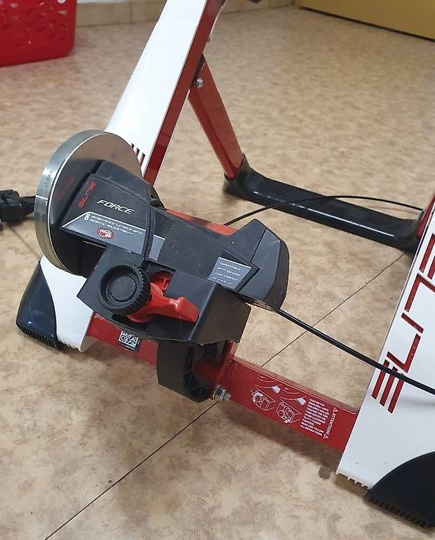 Vélos d'appartement: Elite Force Fahrrad Rollentrainer  – D'occasion à Nidau par jul_6tpv 2