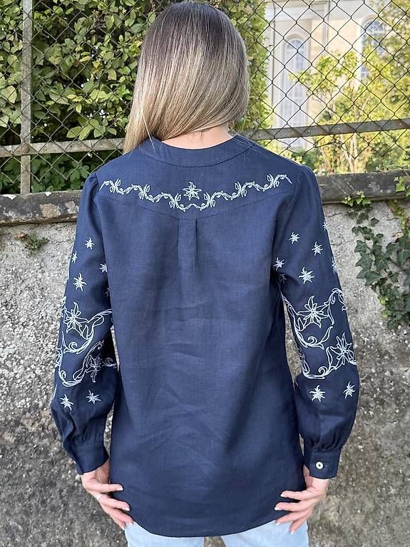 Chemisiers: Damen Leinenbluse Edelweiss Dunkelblau – D'occasion à Thalwil par han_2b8c 4