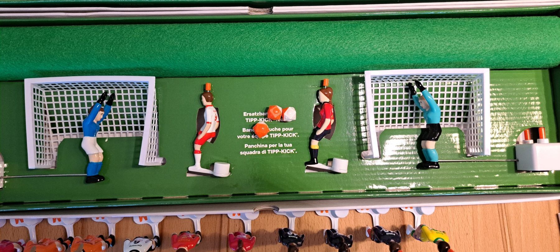 Tipp Kick Giochi: 4 Tipp Kick Mania Sets – Usato da Urdorf venduto da Canyamel1 4