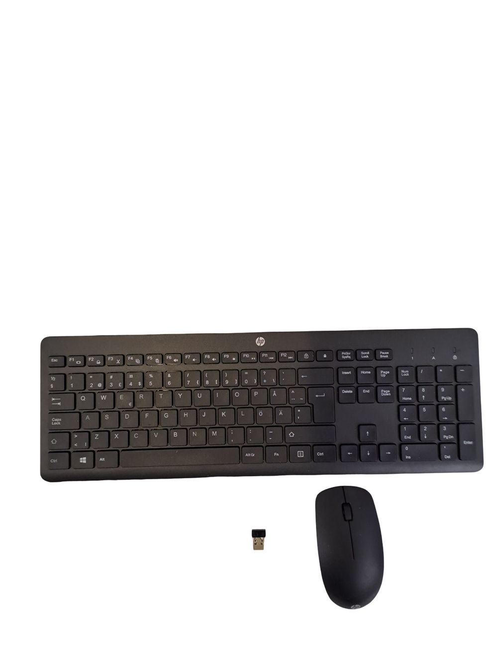 Hewlett Packard Tastiere: HP 235 Wireless-Maus und -Tastatur – Usato da Männedorf venduto da Restwert_Maennedorf