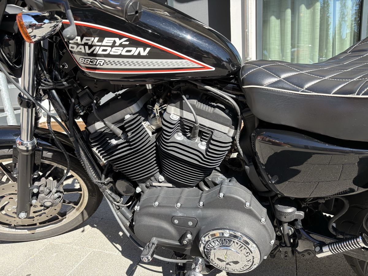 Harley-Davidson Cruisers: Harley Davidson XL883R – D'occasion à Cormondrèche par Mr.Douny 2