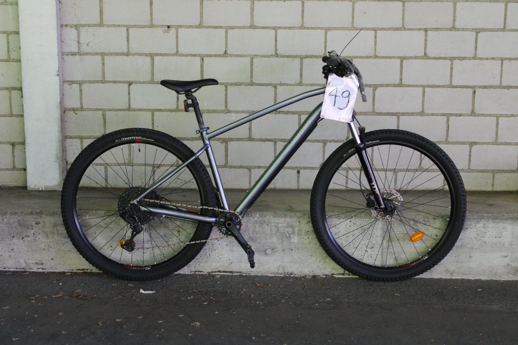 Biciclette: Velo 49 – Difettoso da Winterthur venduto da VeloordnungFundbuero