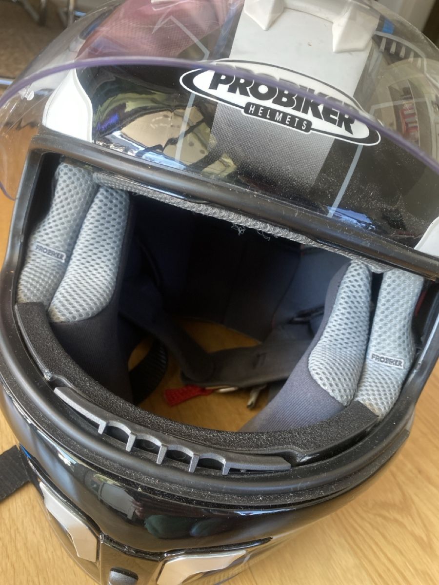 Caschi & visiere: Helmet – Usato da Dietikon venduto da Tdaf33 1