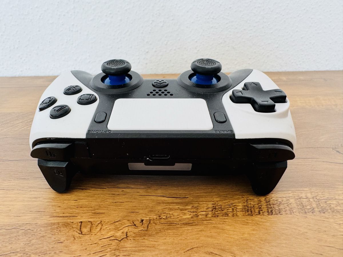 Sony Console: Manette Ready2Gaming PS4 Pro Pad X – Usato da Brügg BE venduto da Goob 3