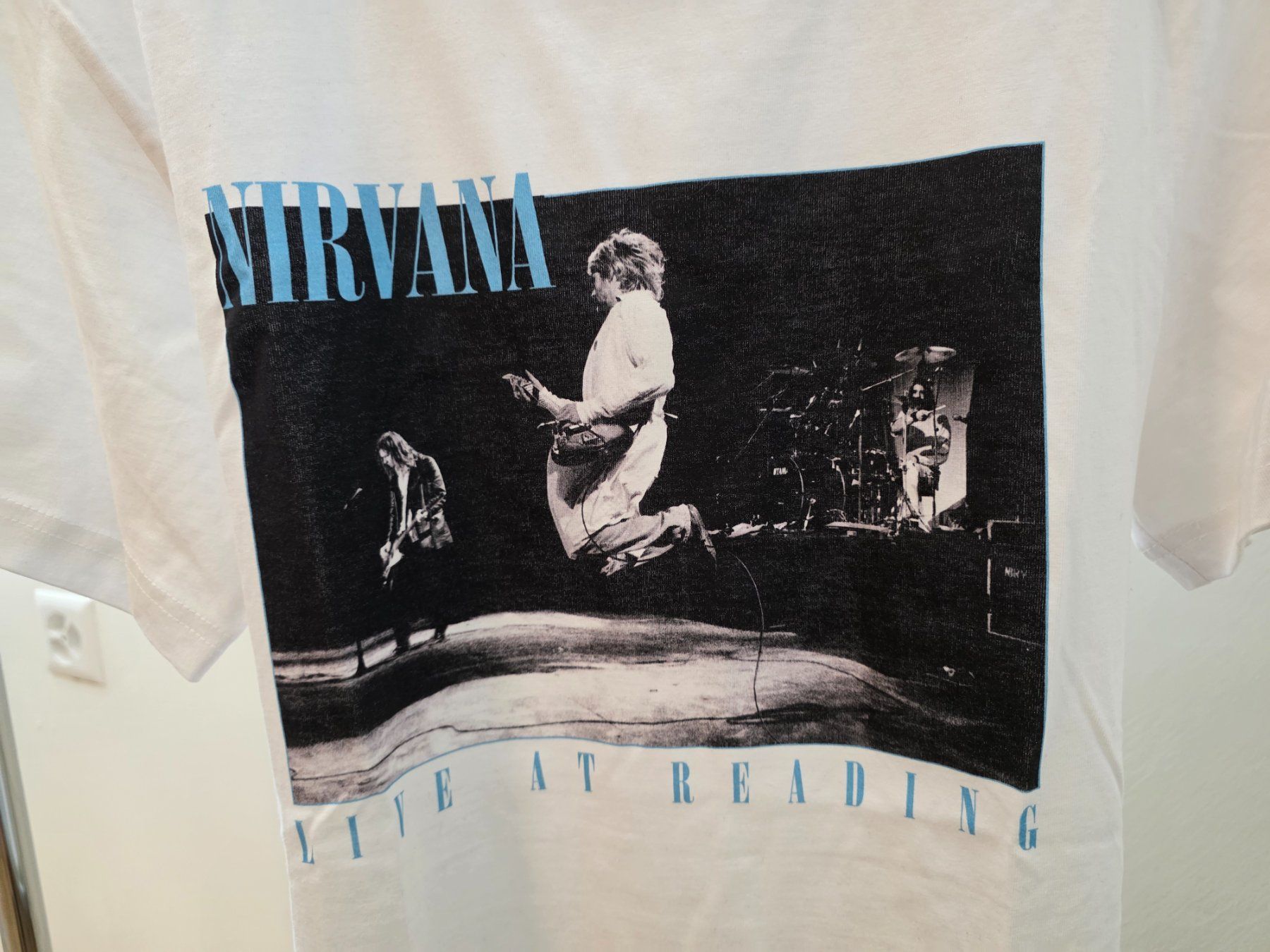 T-shirt: T-Shirt Nirvana – Nuovo (secondo la descrizione) da Rothenfluh venduto da sel_j856 2