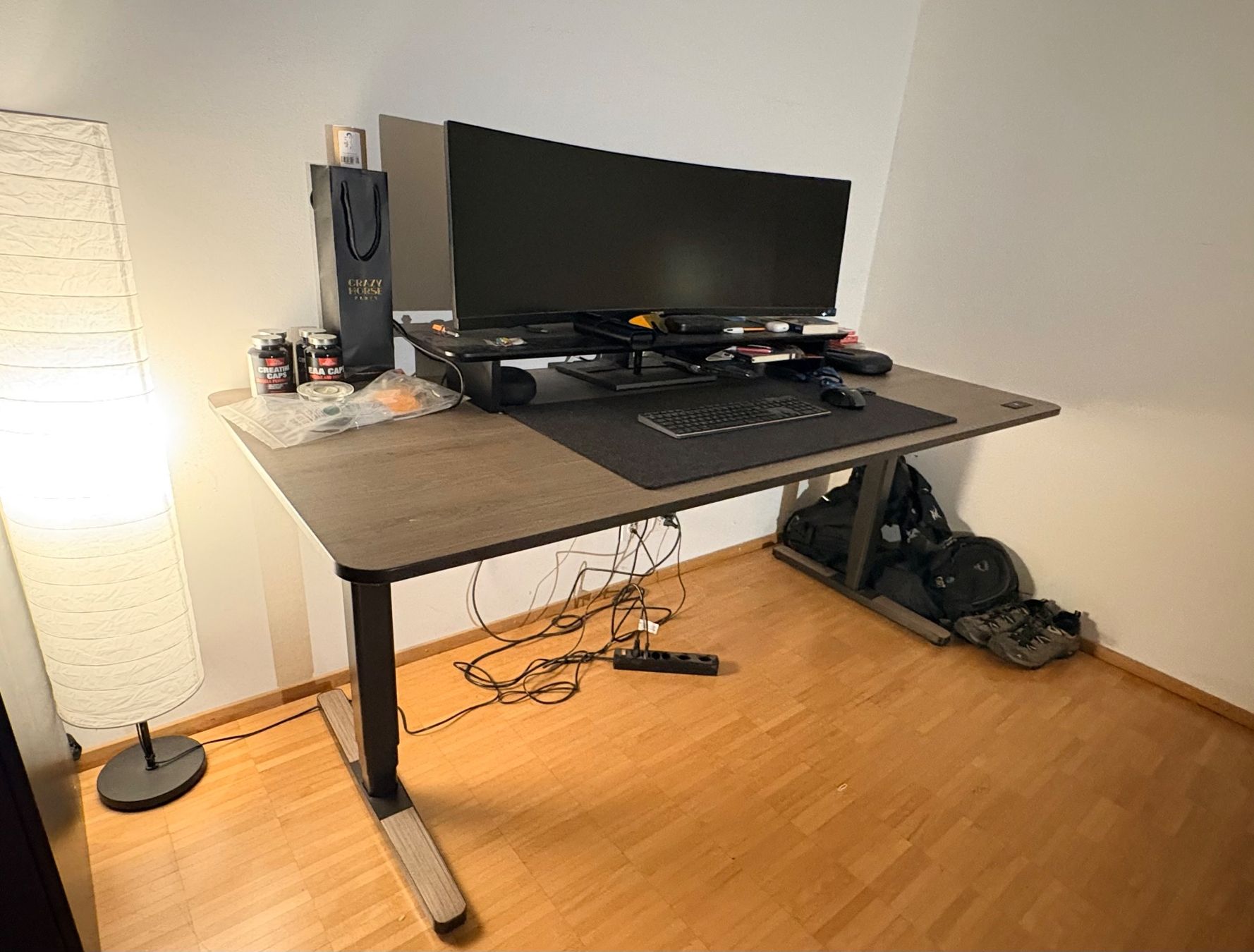 Scrivanie: Standing desk Yaasa (desk pro) – Usato da Zürich venduto da benny.w 1