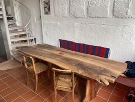 Nussbaumtisch