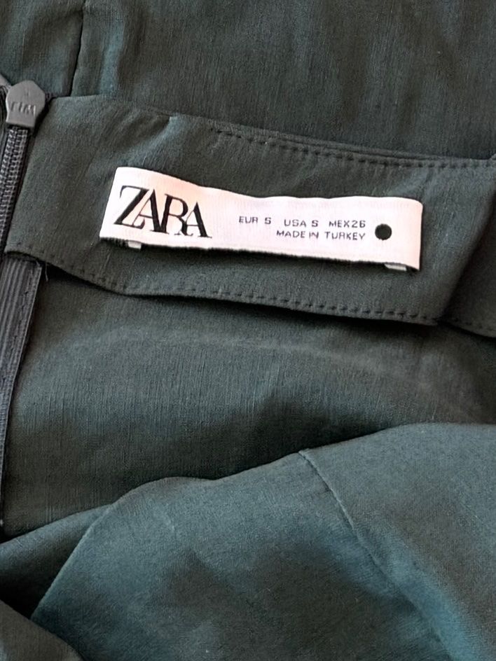 Zara Kleider: Mini-robe vert Zara en lin mélangé - taille S – Gebraucht aus Genève von Lucie.hwrth 3