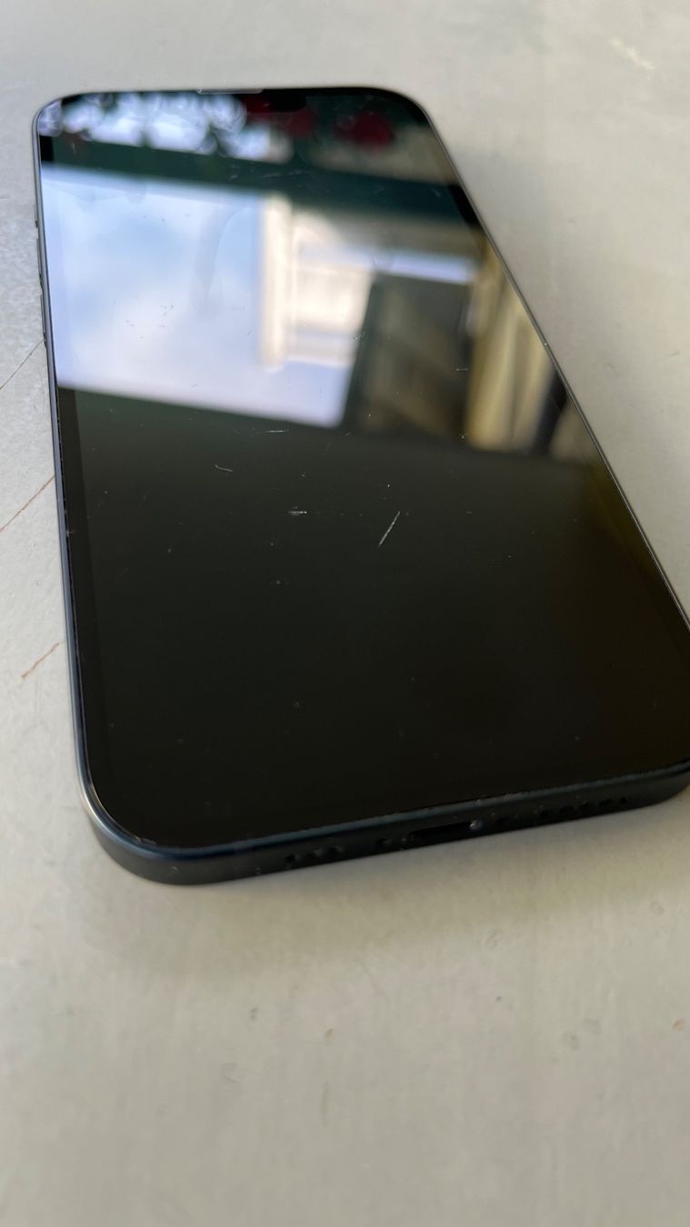 Apple Telefoni cellulari / Smartphones: Iphone 13 128GB Midnight – Usato da Hünenberg See venduto da trenerowski 6