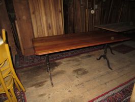Antiker Beizentisch (Nuss/180)