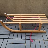 Wooden Davos Sled - Perfect for Winter Fun!