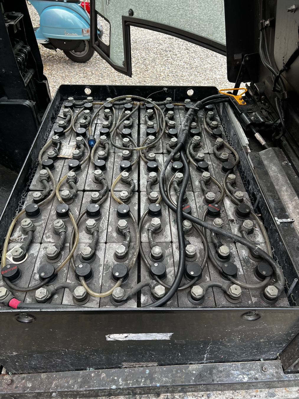Carrelli elevatori e a forche: Elektrostapler UniCarriers 2.5T – Difettoso da Bubendorf venduto da andreas092 2