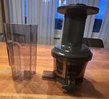 Kenwood Slowjuicer Behälter mit Zubehör