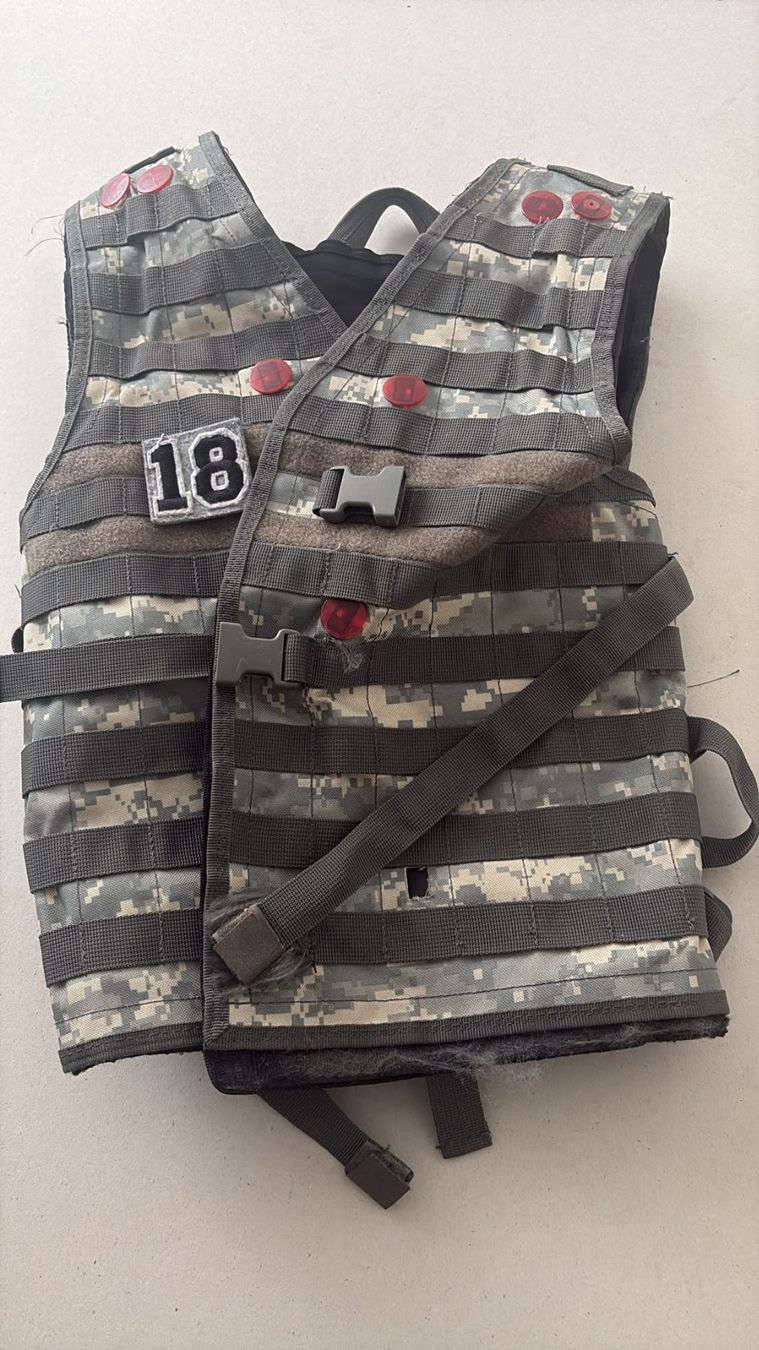 Uniformi: Tactical Weste / Paintball Weste – Usato da Wangen b. Olten venduto da Hba2