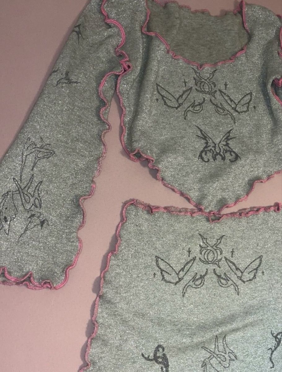 Kleiderpakete: Zweiteiler Set glitzer mit Print - Snake divine – Gebraucht aus Riehen von sof_2xg6 1