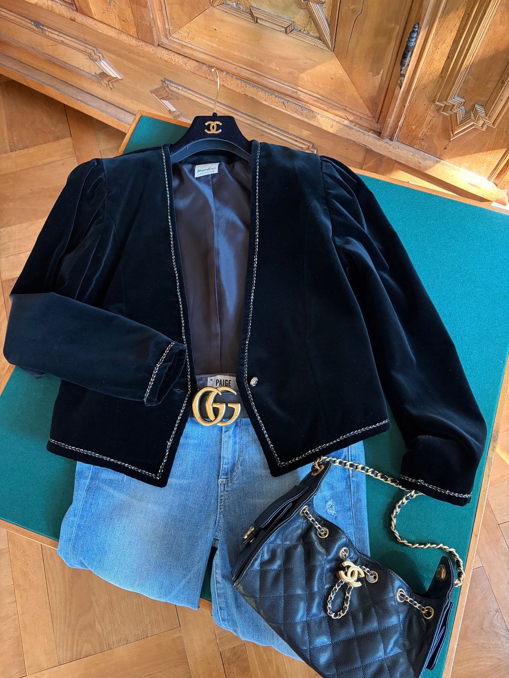 Giacche: VINTAGE Original-Samtjacke mit gestickter Kette  Größe M – Nuovo (secondo la descrizione) da Interlaken venduto da Bona55 8